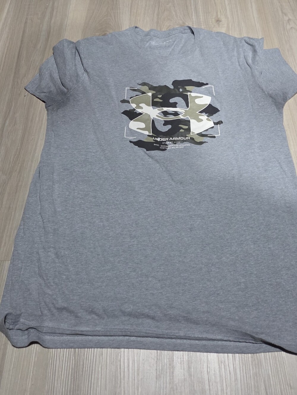 Mens Under Armour Gray T‑Shirt Bundle
